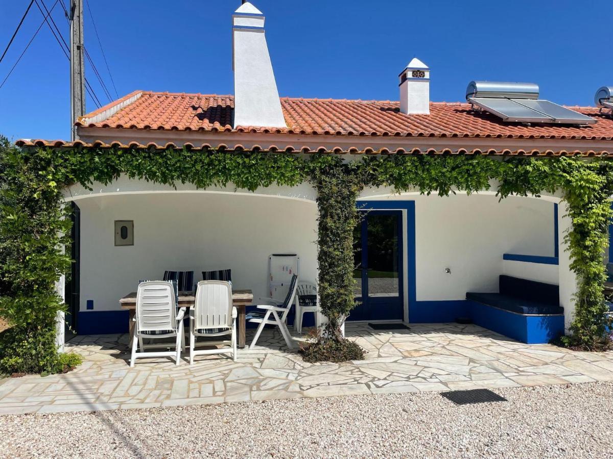 Inviting Holiday Home In Montemor O Novo With Pool Exterior foto